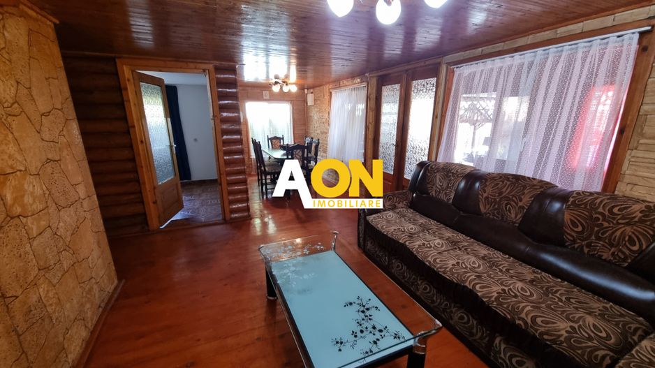 De vanzare casa P+M in stil rustic, 312 mp teren, Barabant - Poză 4