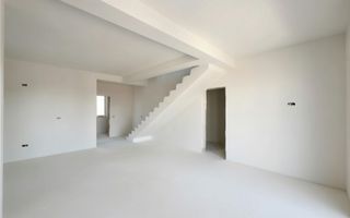 Duplex cu 4 camere, despărțit prin camera tehnica | Mosnita Noua | Barista - Poză 1