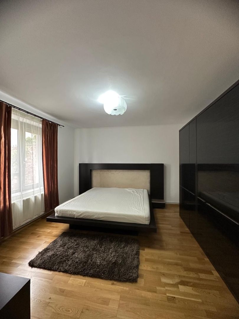 Vila cocheta la 5 min de Iulius Mall - Poză 8