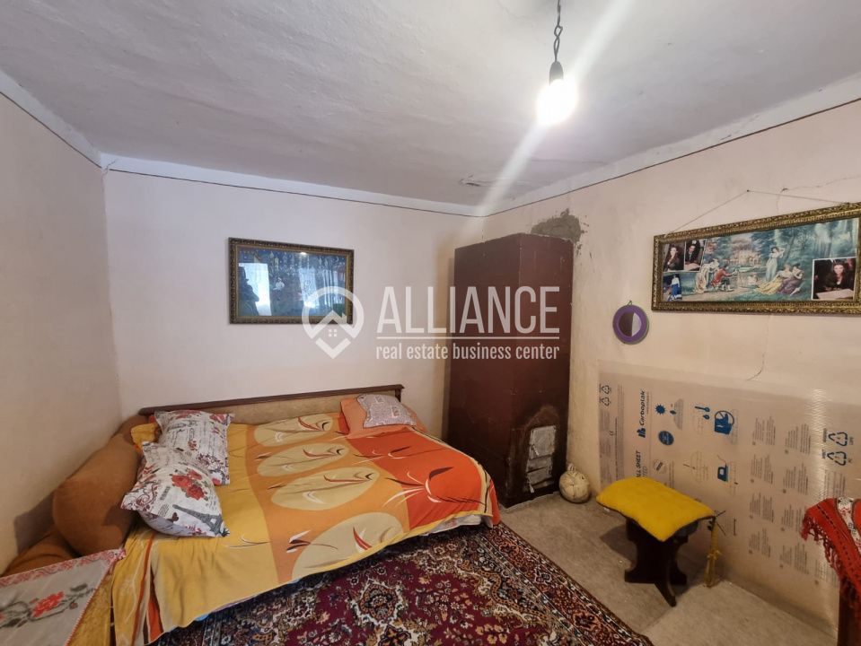 Loc Corbu (COD 02) - casa 4 camere teren 1384 mp - Poză 9