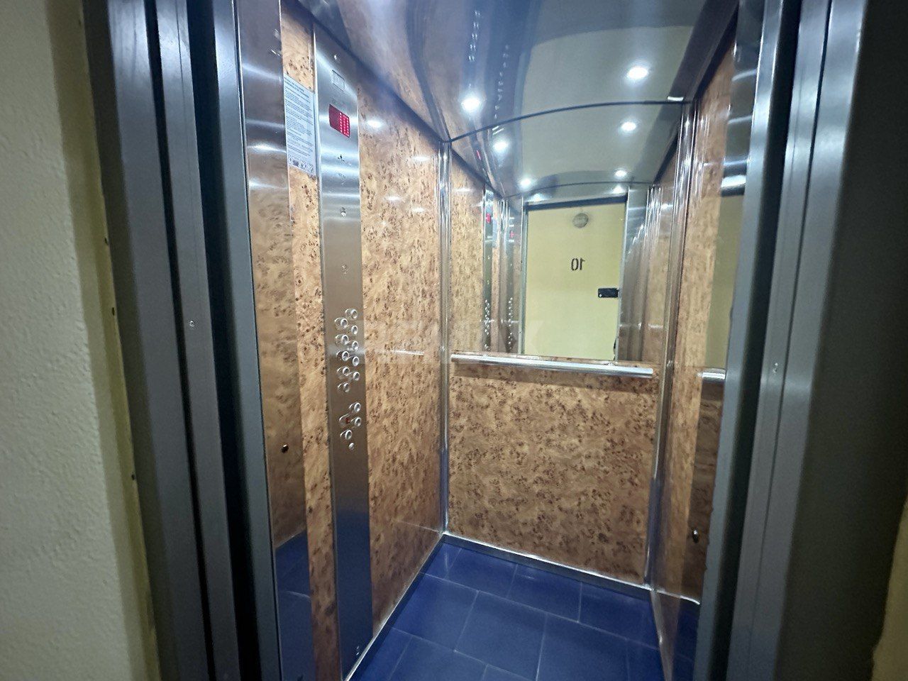 Vând Apartament cu 4 camere100 м². Poșta Veche. - Poză 19