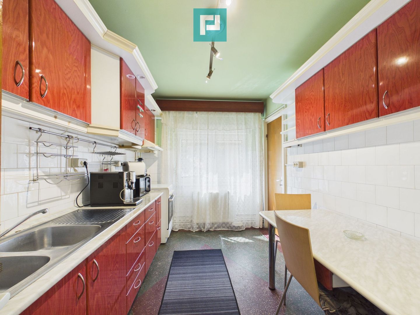 Apartament cu 5 camere în zona Polivalentă - Poză 2