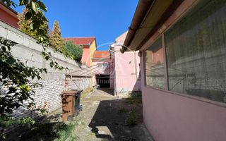 Casa de vanzare cu 4 camere in zona Nufaru,  Oradea - Poză 6