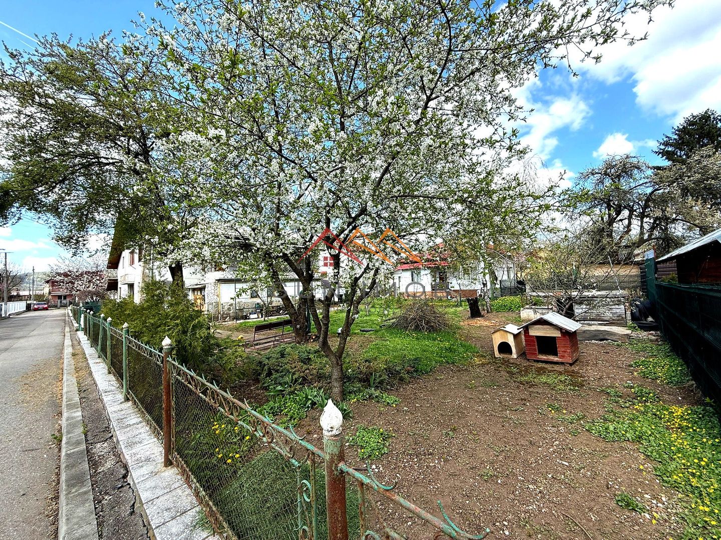 Casă P+1E cu teren generos de 697 mp, zona foarte buna Campina, PH - Poză 6