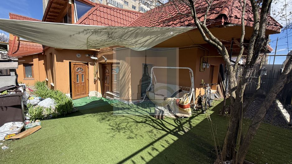 Casa 10 camere, 5 bai, 380 mp teren - zona Astra - Poză 1