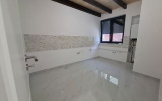 Apartament 4 Camere  in Vila , Centrala , Parcare , Totul Nou L352 - Poză 4