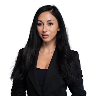 Alexandra Valea - PROPERTY LAB