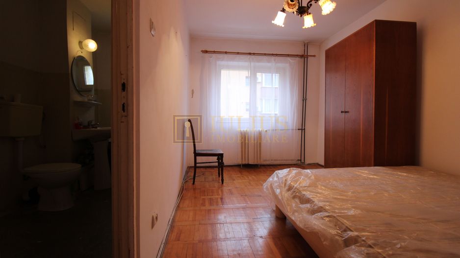 3camere, ideal pentru cei ce doresc sa renoveze de la zero un apartament. - Poză 10