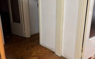 Girocului-Spitalul judetean | 3 Camere | Decomandat | Centrala proprie | Boxa - Poză 4