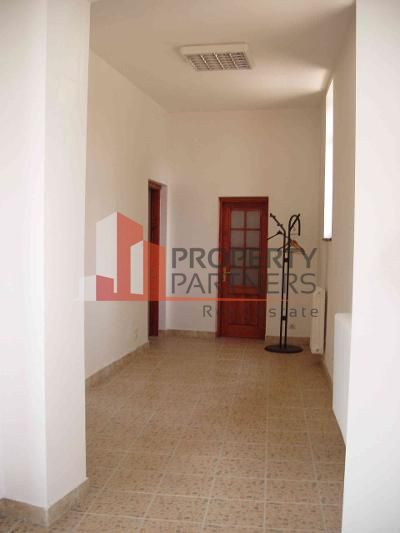 300 mp destinatie mixta zona Traian - Poză 11