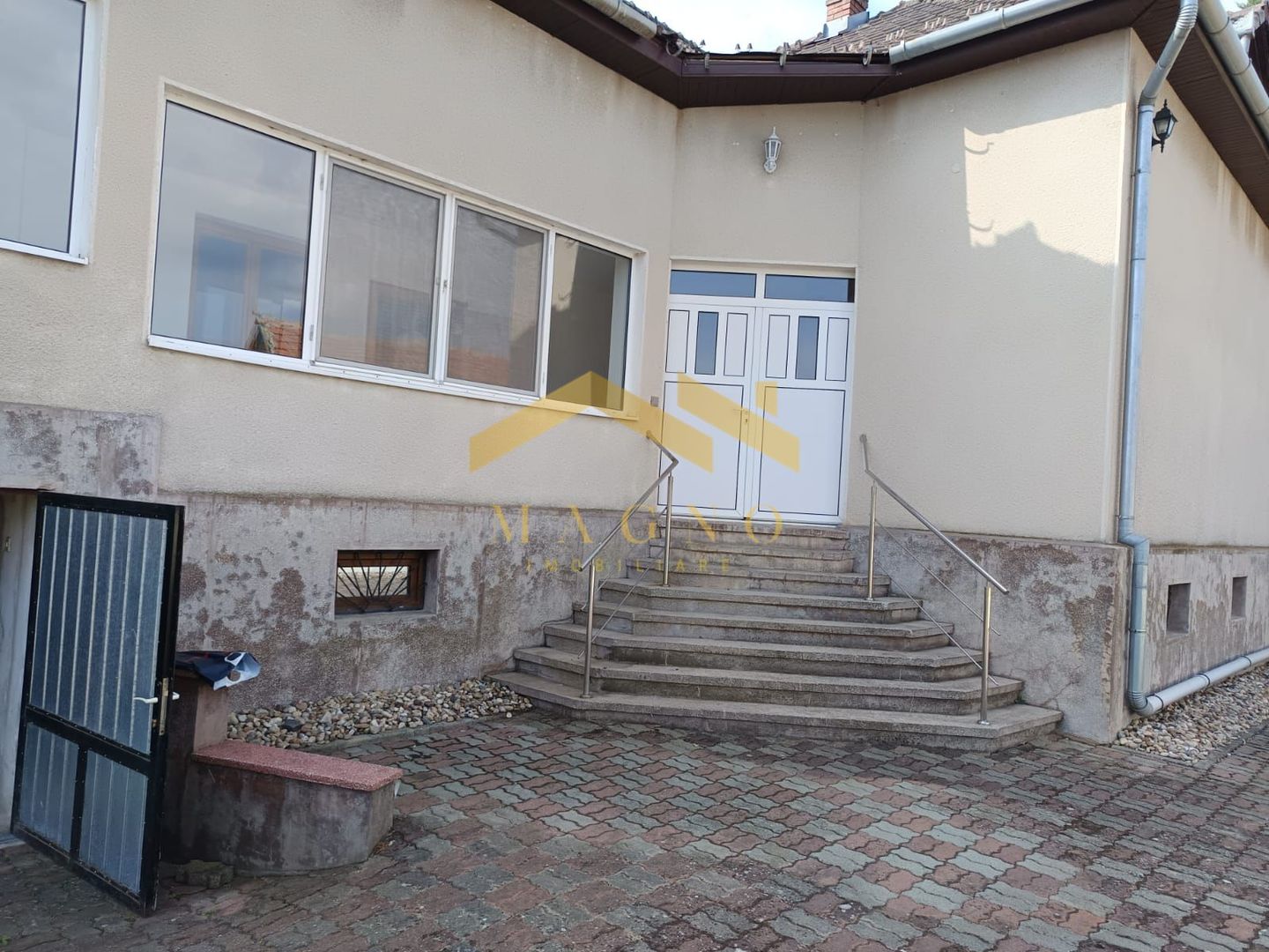 Casă de vânzare – Vladimirescu, județul Arad - Poză 3