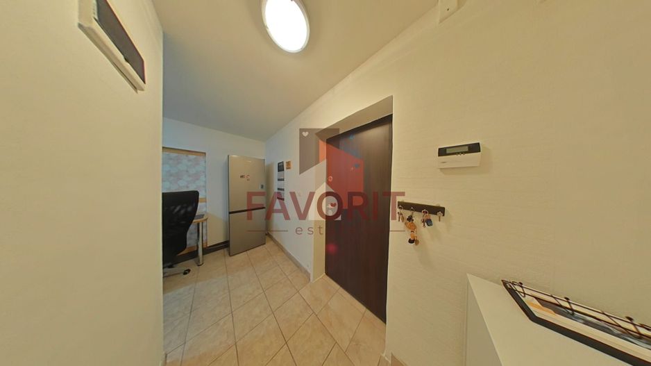Apartament 2 camere în vilă regim P+2 | centrala proprie | mobilat | - Poză 7