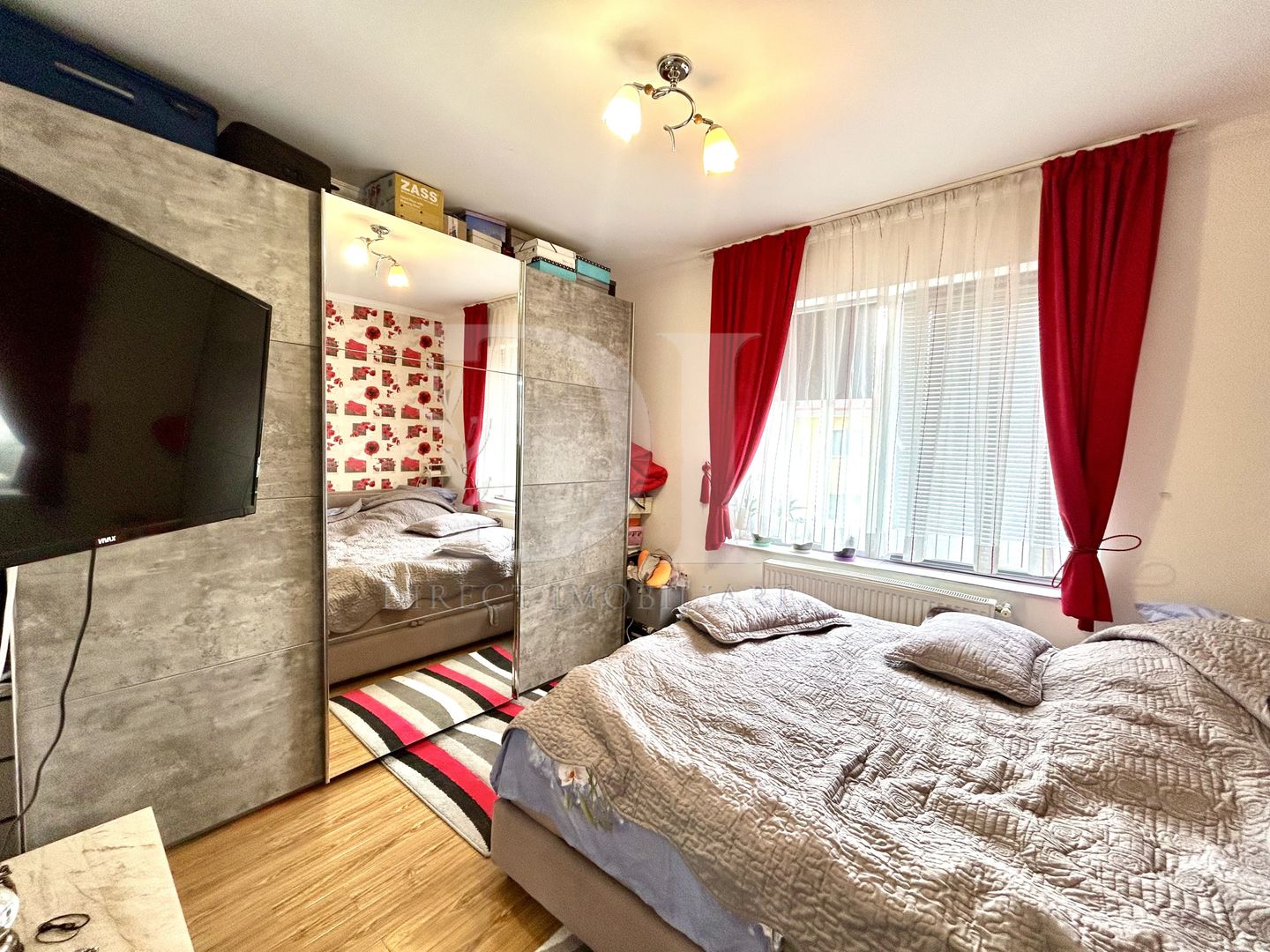 Apartament  3 camere de vanzare / Zona  Florilor / Floresti - Poză 3