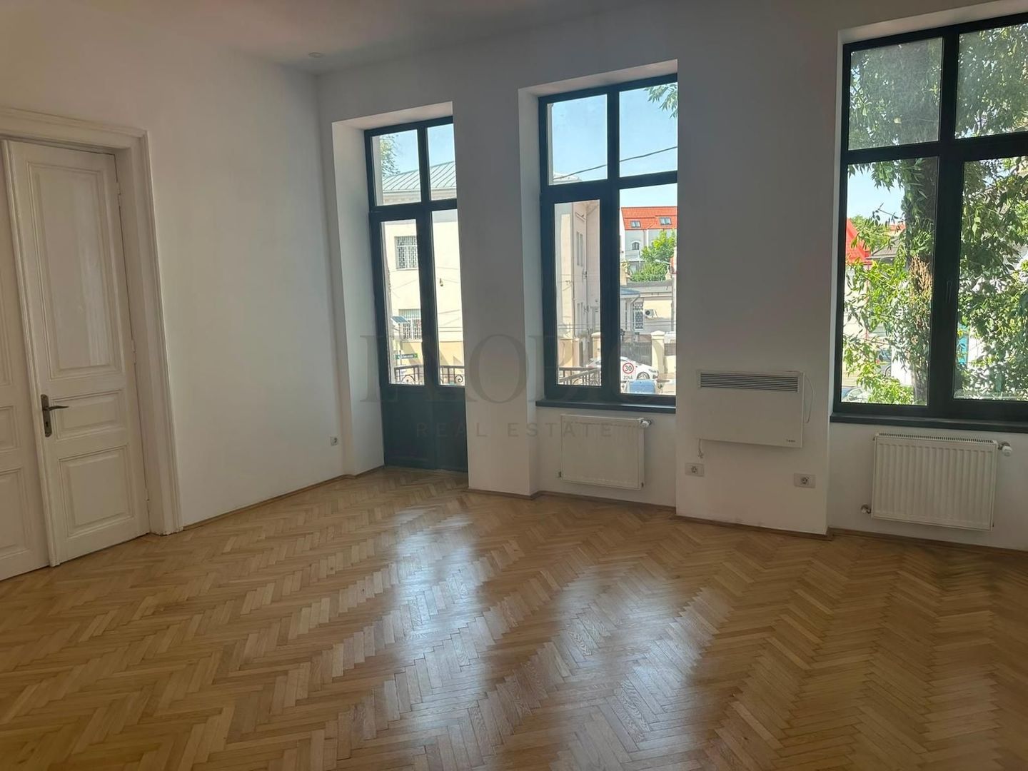 Spațiu în Cartierul Creativ | 220 mp | Vilă istorică 🏛️ - Poză 4