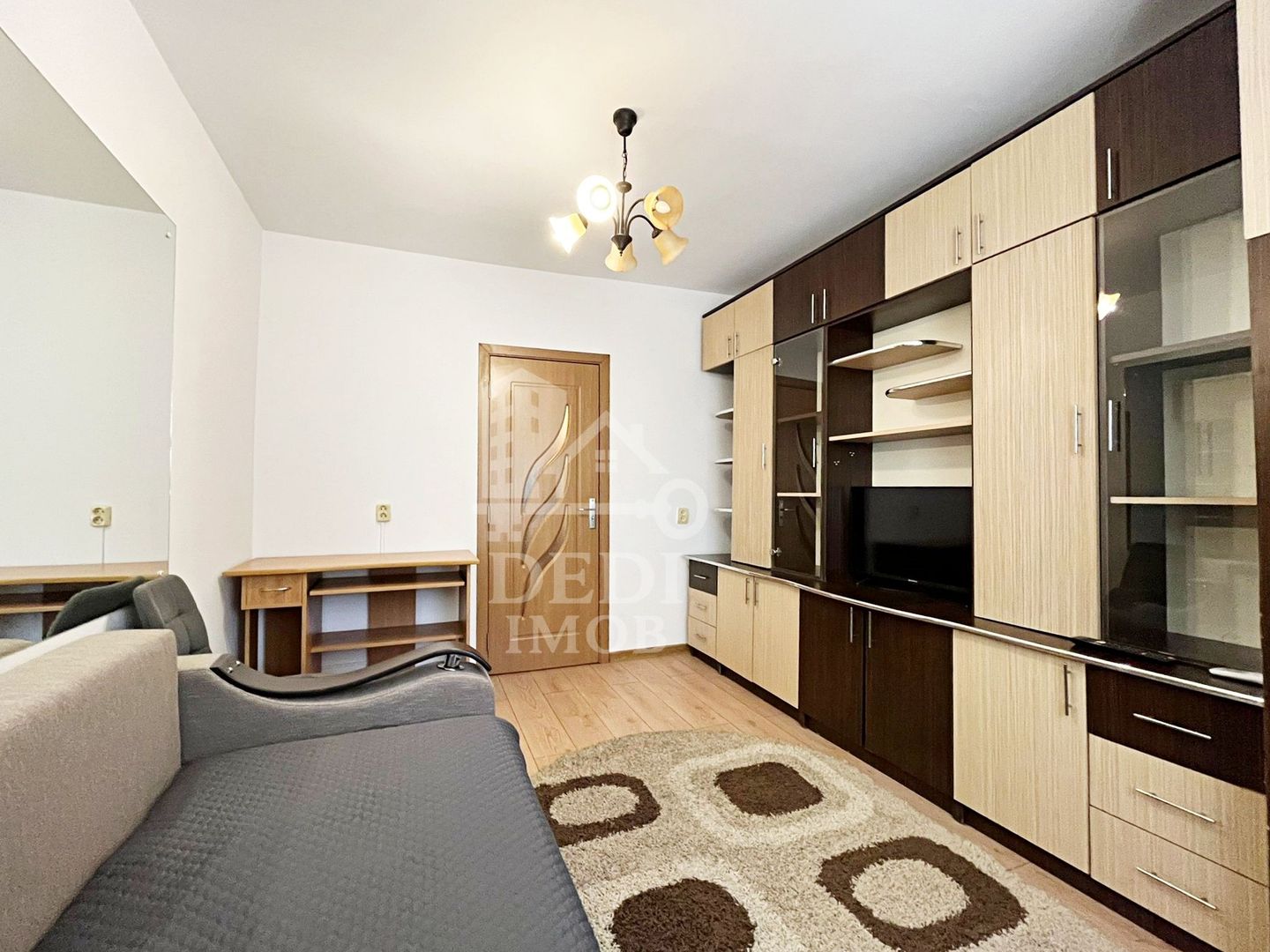 Apartament 1 camere de vânzare in zona Decebal, Oradea - Poză 2