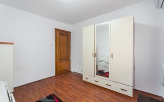 4 camere cu boiler, 13 Septembrie - Poză 7