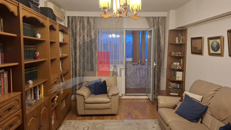 Apartam 3 camere, SD, et.9/10, Piața Sălăjan - Poză 1