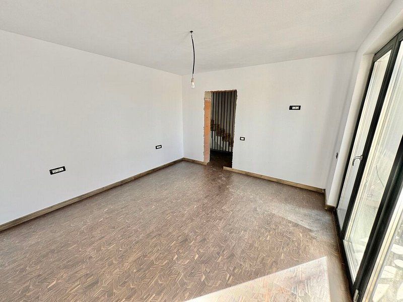 Vila 5 camere Otopeni Central - Poză 19