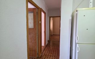 Apartament 3 camere | Centrala proprie | Proiect lift aprobat - Poză 2