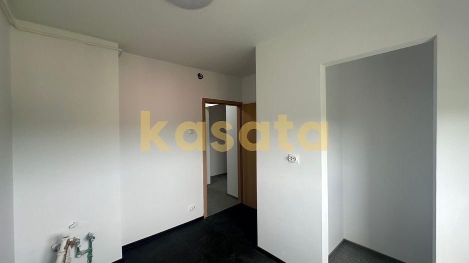 Apartament 2 camere decomandat, renovat complet - Poză 9