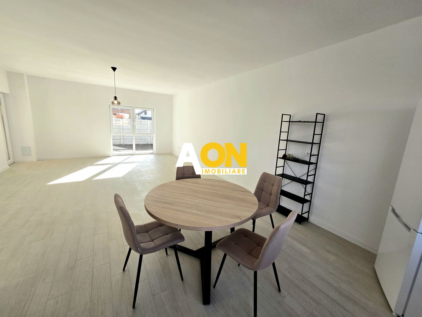 1/2 Duplex, 4 Camere, Ultrafinisat, Zona Alba - Micești - Poză 4