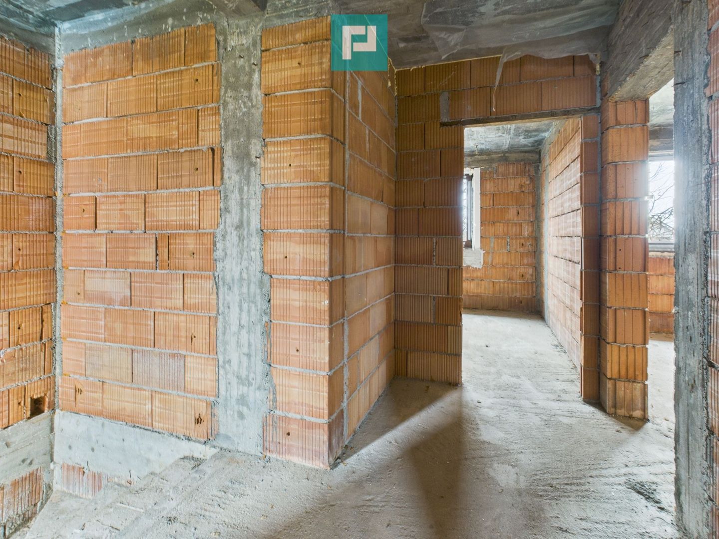 Duplex solid 120 mp, intimitate și calm in Chisoda - Poză 20