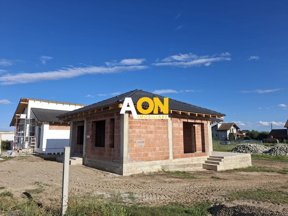 Casa la rosu, 4 camere, 387 mp teren, toate utilitatile, Orizont - Poză 2