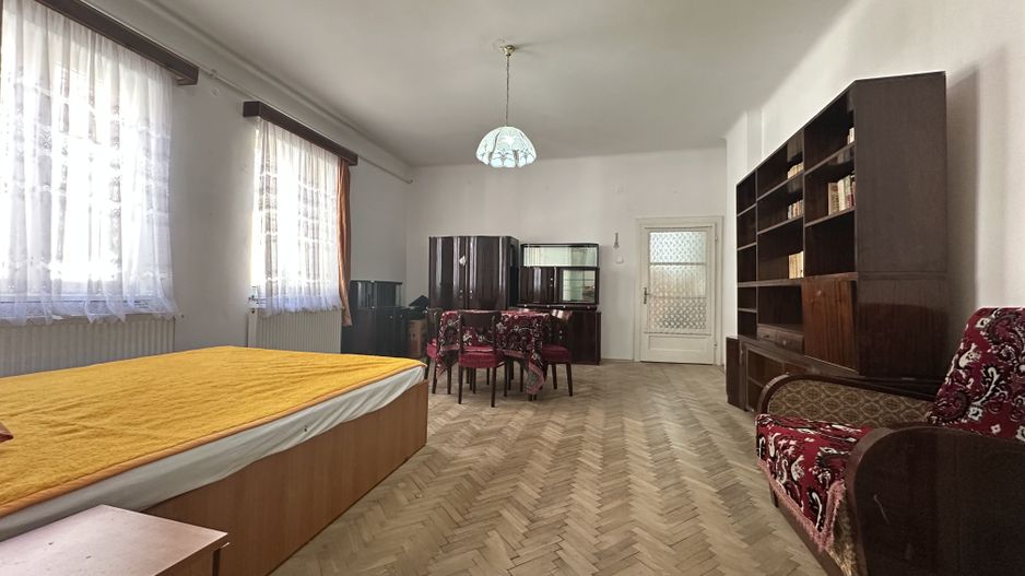 Apartament in casa spațios la doar 5-7 minute de Centrul Istoric - Poză 8