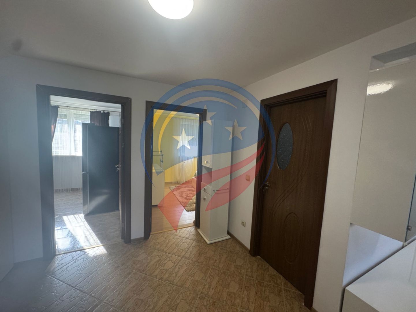 Casă spațioasă în Balș, zonă excelentă – aproape de centru și spital - Poză 11