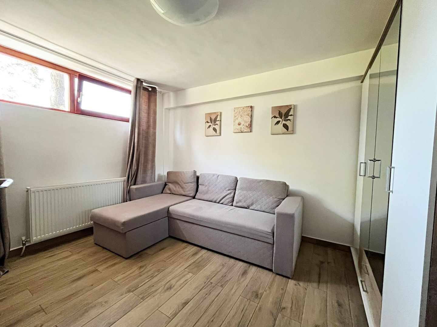 Apartament 2 camere de vânzare in zona Decebal, Oradea - Poză 2