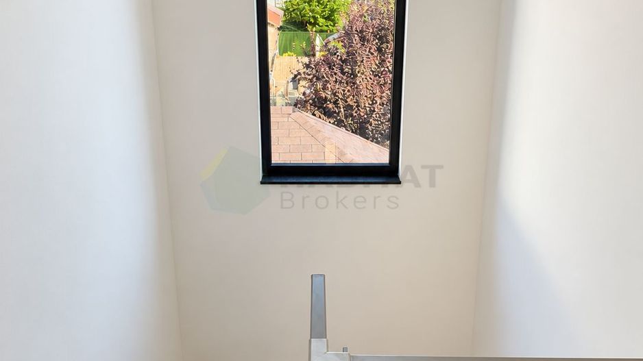 Vilă cu 6 camere, teren 500 mp, Tunari-zona Primariei - Poză 14