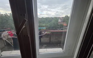 Apartament spațios cu 2 camere, și centrală proprie, Bucovina - Poză 11