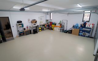 Agigea - Casa  deosebita cu piscina, mobilata si utilata complet. - Poză 48