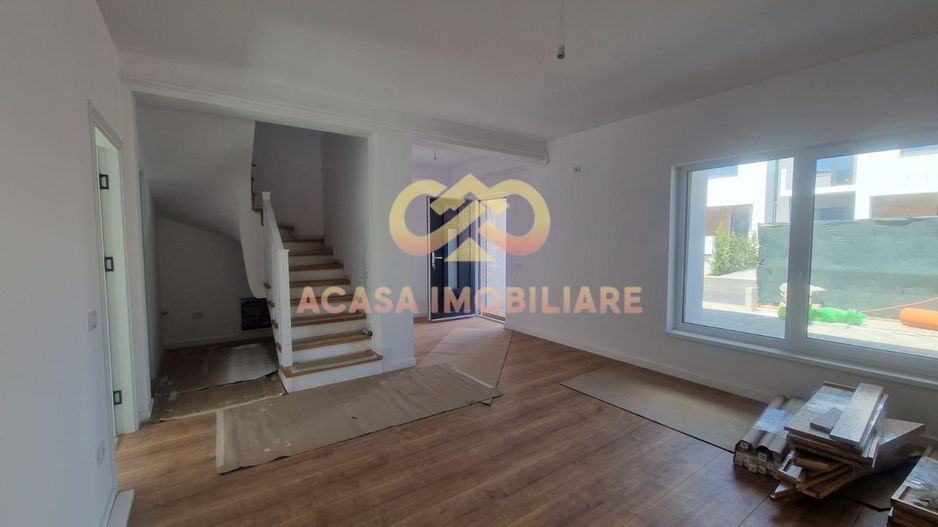 NOU APARTAMENT 4 CAMERE INTABULAT  101 MP CU GRADINA - Poză 4