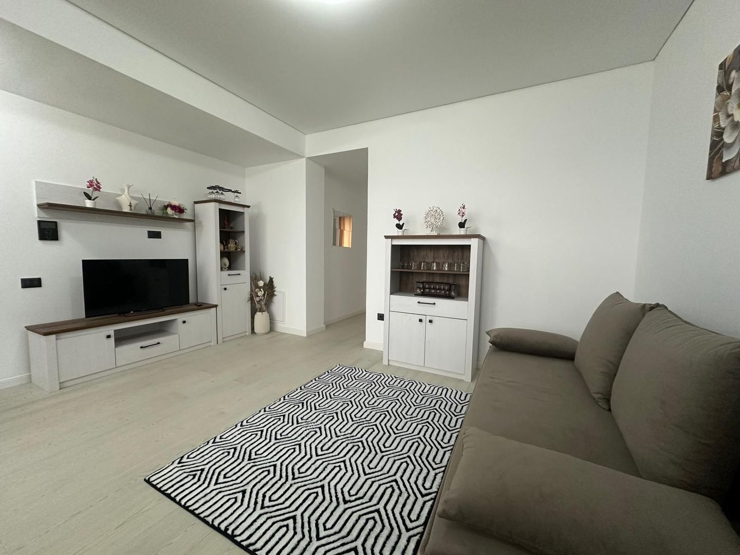 Apartament de inchiriat Navodari Zona Cherhana - Poză 1