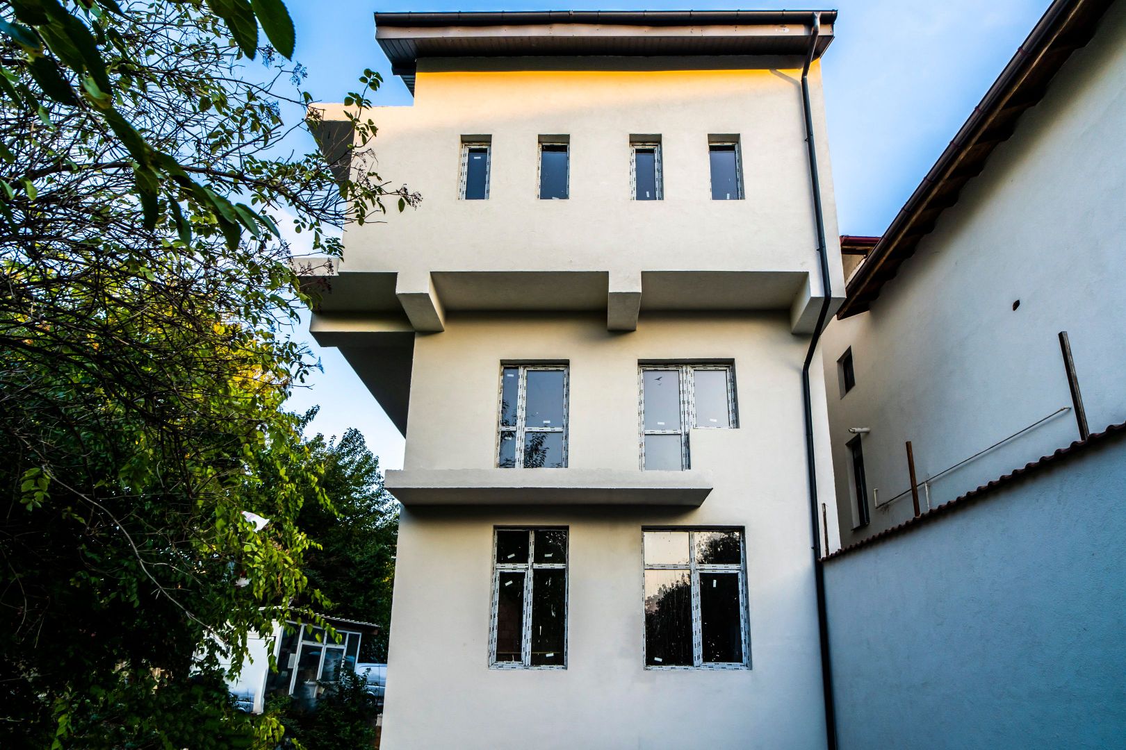 Apartament 3 cam., 2 bai, 2 balc., bloc nou, finisat la cheie, centrala termica - Poză 15