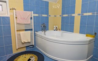 Casa 6 camere 240 mp+ Spatiu Comercial- teren 550 mp-Zona Han - Poză 14