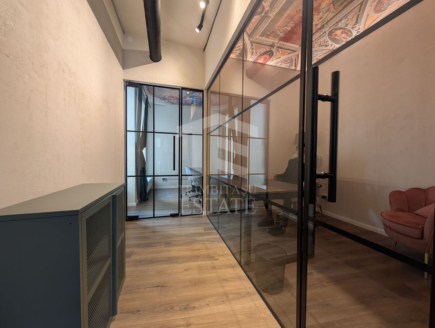 Coworking modern în zona Cișmigiu – 3 birouri de închiriat - Poză 6