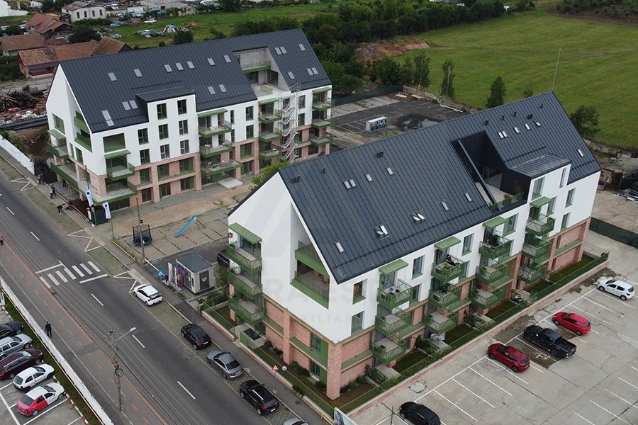 Apartament premium 2 camere vedere spre lac lift si parcare in Tiglari - Poză 1