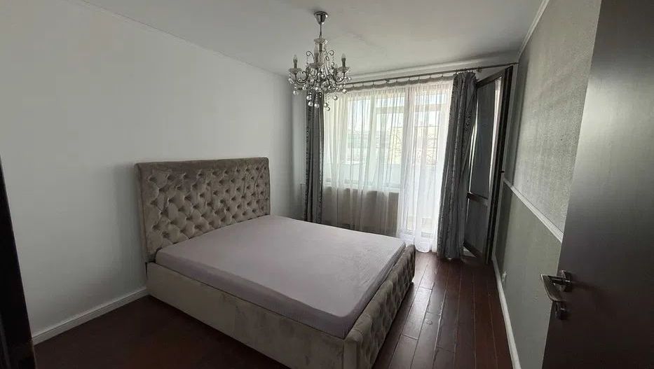 Apartament 3 camere aproape de metrou Valea Ialomiței-bloc reabilitat - Poză 4