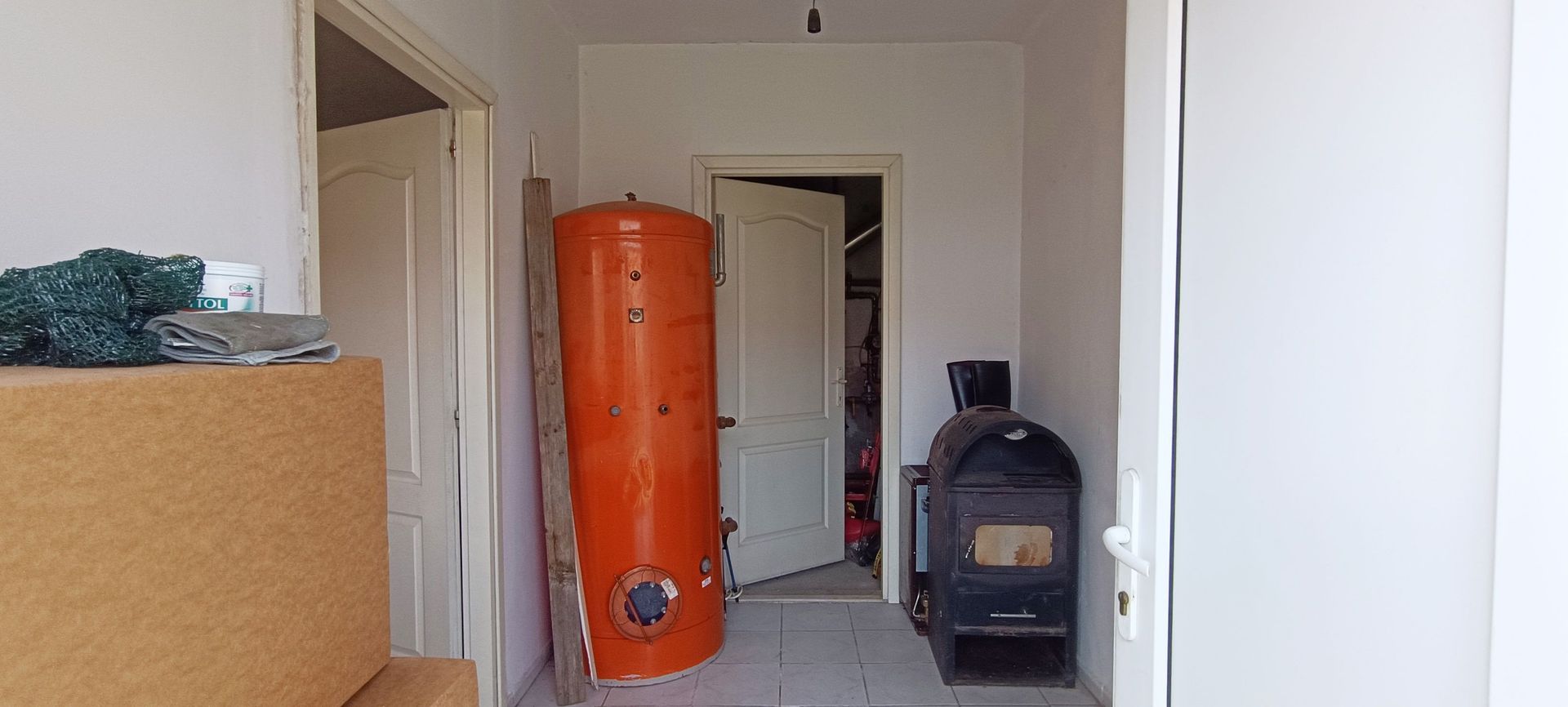 Casa si teren de 916mp in Sacele,cu front la B-dul Brasovului - Poză 9