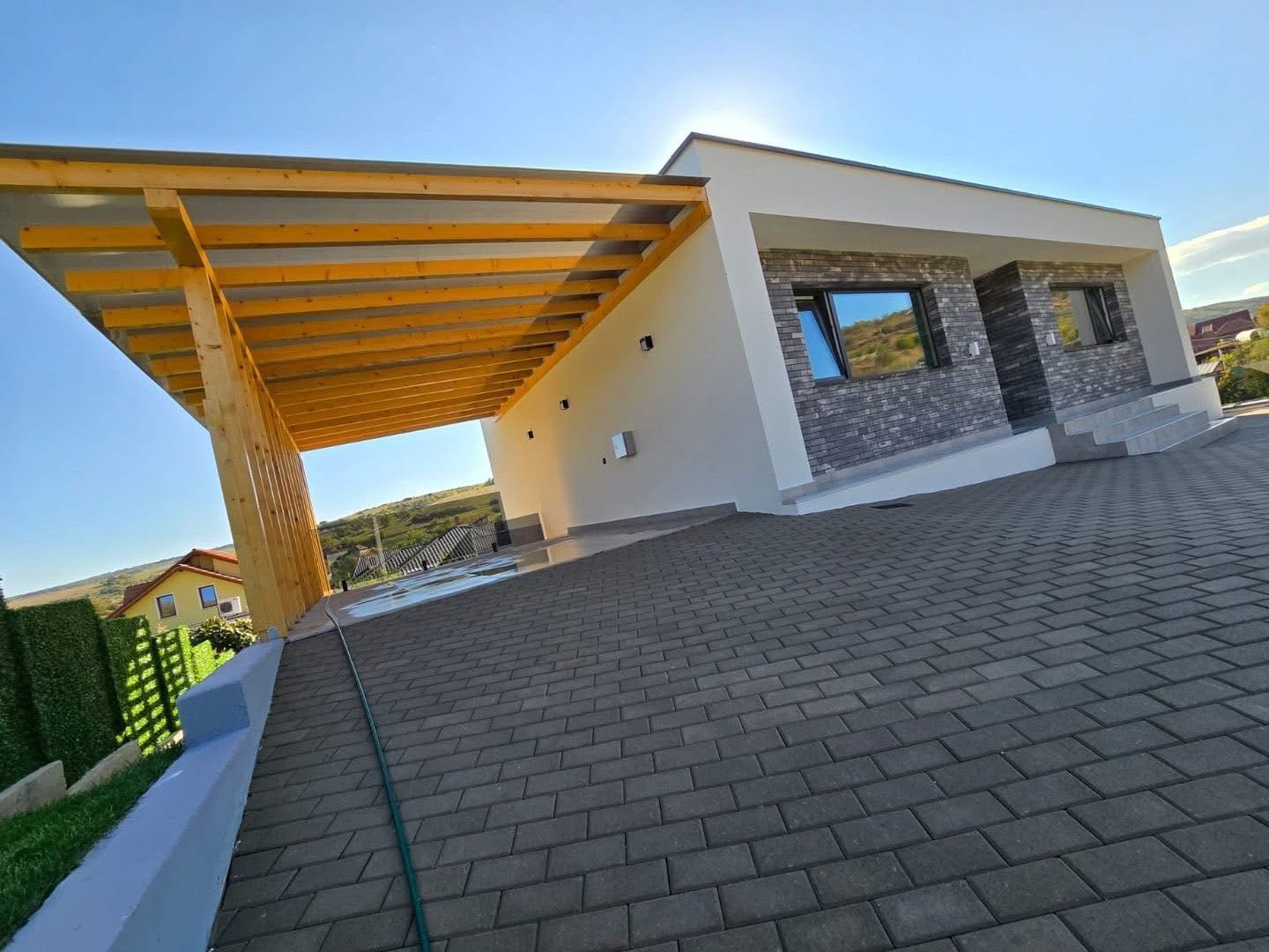 Casă modernă de vânzare Baciu – zona SunGarden - Poză 5