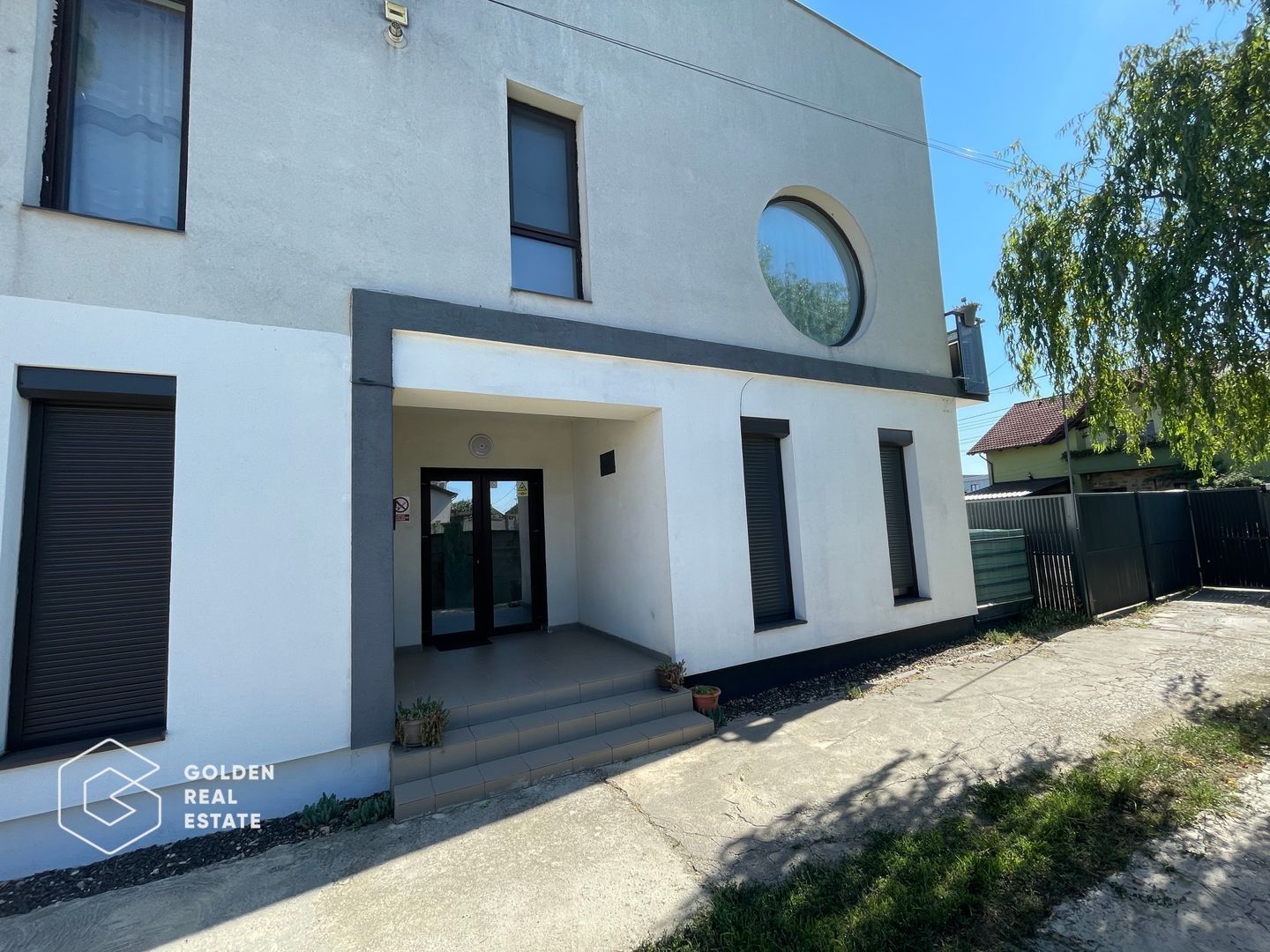 Apartament superb cu 2 camere, gradina de 50 mp, Dumbravita - Poză 10