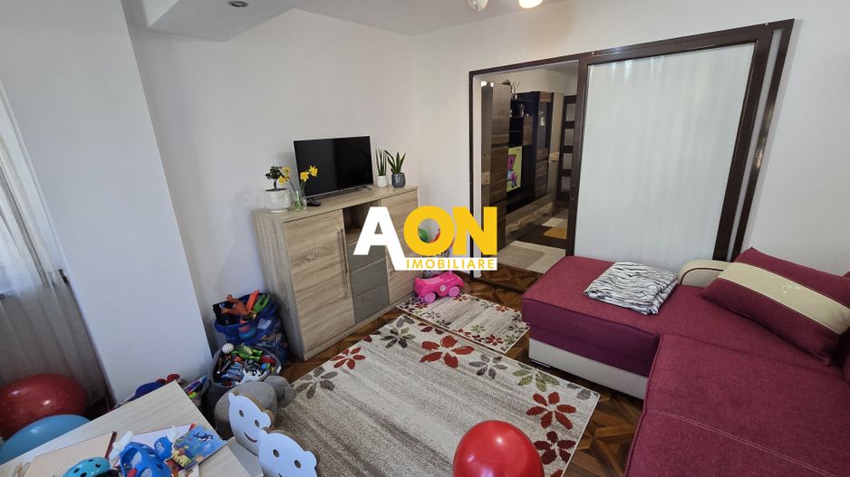 Apartament 2 Camere, Etaj 1, Zona Cetate, Complet Renovat si Utilat - Poză 6