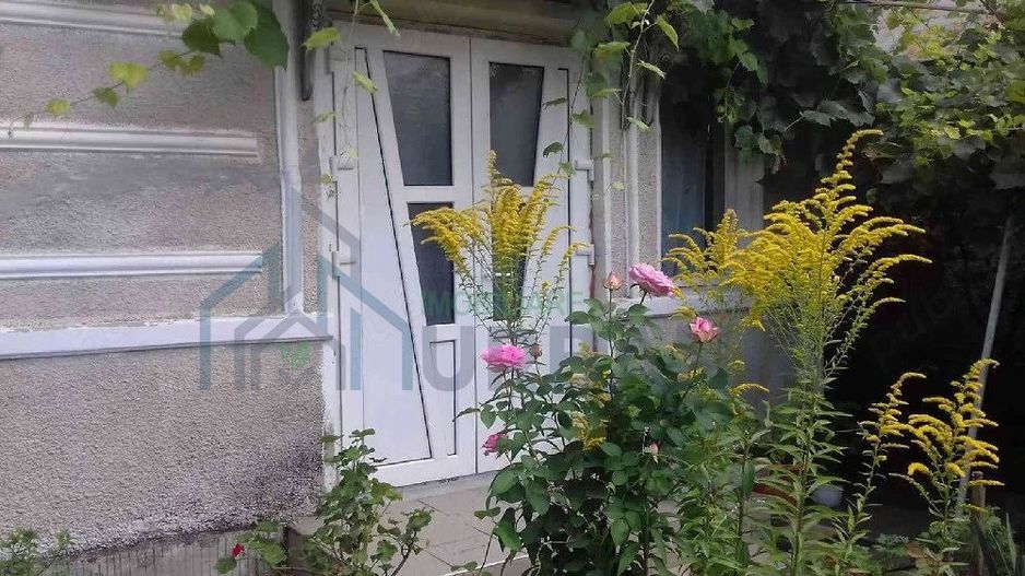 Casă de vânzare în Pașcani, zona Ștefan cel Mare - Poză 1