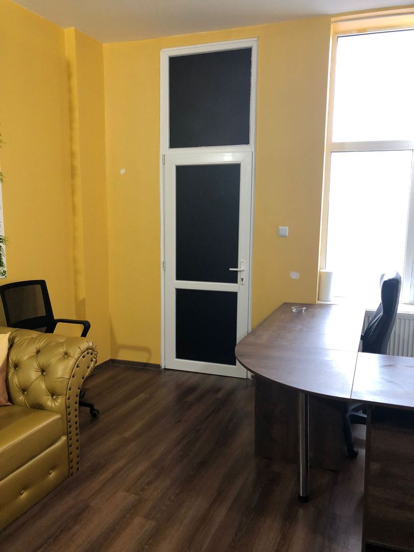 Casa de inchiriat   P+1E+M  - Piata Centrala - Poză 3