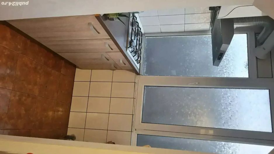 Apartament 3 camere, etaj intermediar, zona Lipovei - Poză 7