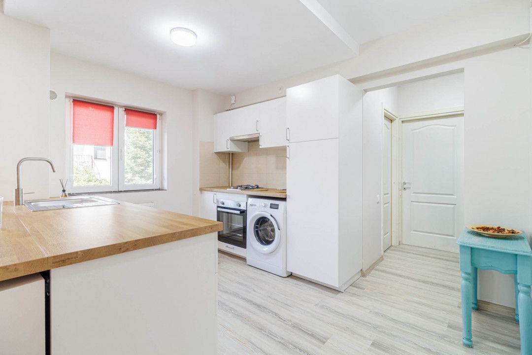 Apartament 2 camere Baneasa/Damaroaia – mobilat complet, cu terasa generoasa - Poză 4