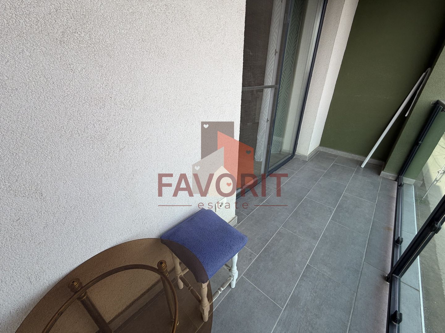 Spatios. Mobilat si utilat. Pozitie excelenta. - Poză 6