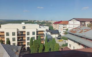Apartament 2 camere de vânzare / Obcini - Poză 9